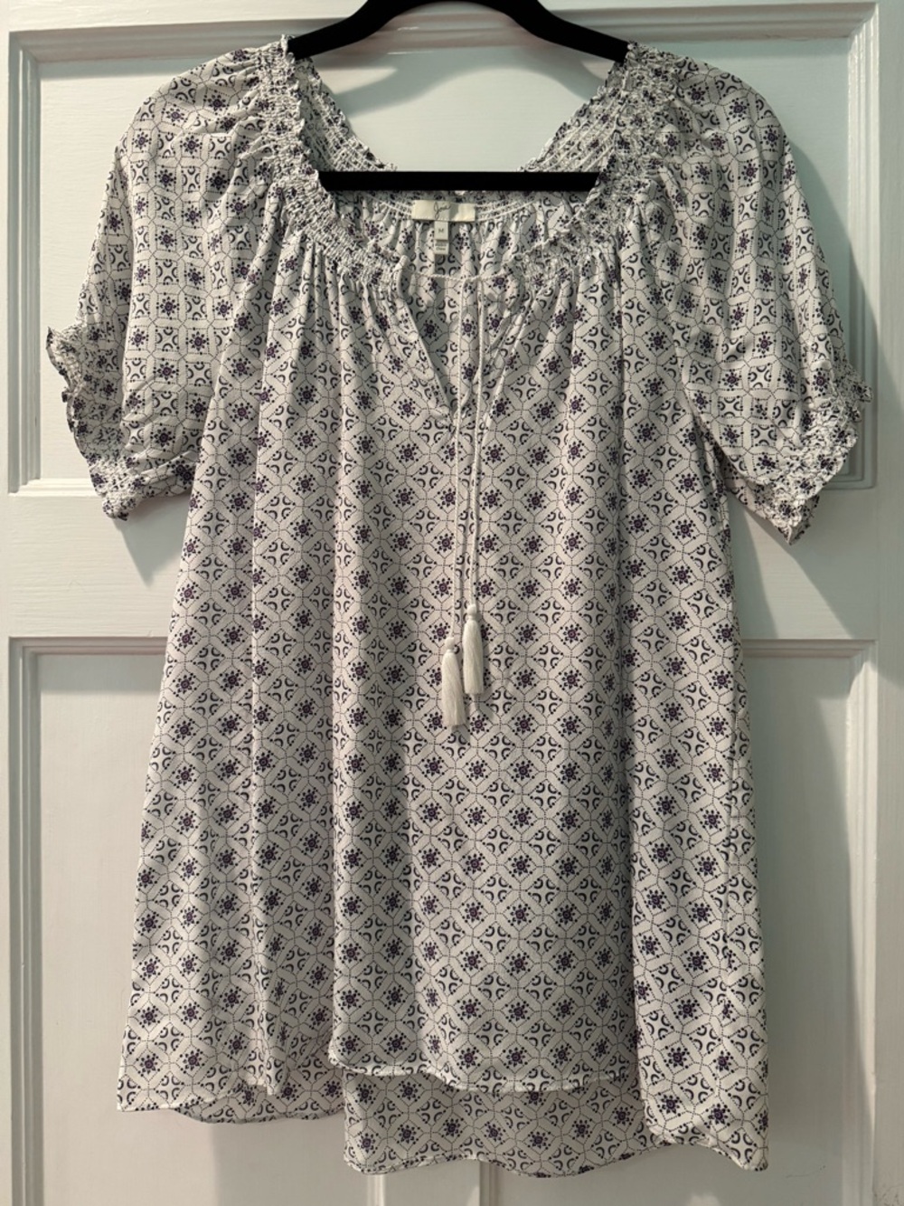 Joie Silk Masha Peasant Top in Porcelain/Tulip
